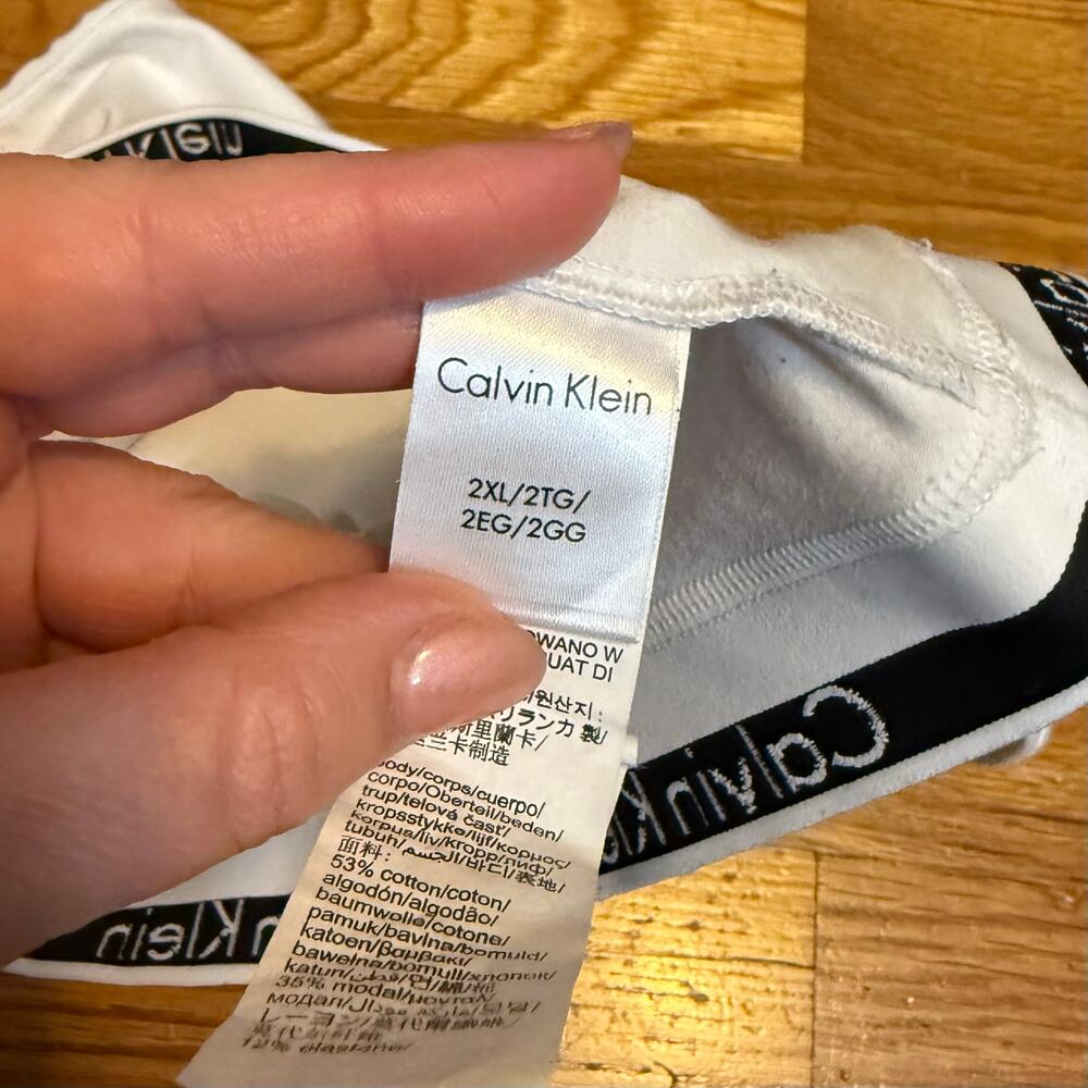 Calvin Klein Women’s 2XL White Racerback Bra Casual Basic Classic Print Retro - Picture 7 of 8